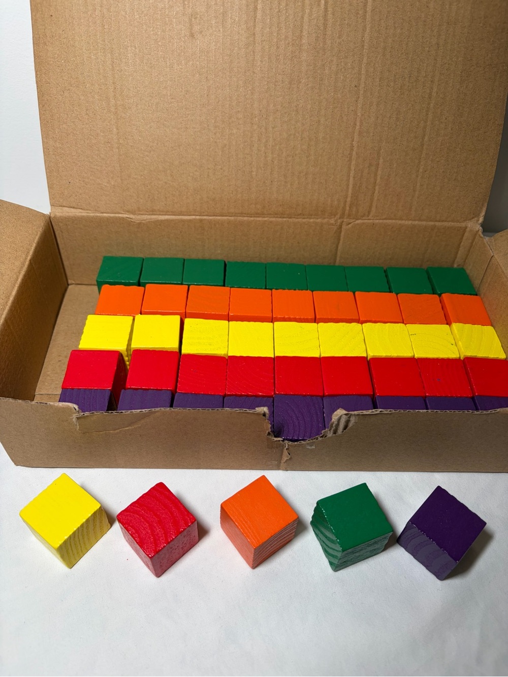Wooden Colorful Building Blocks Set - Green, Orange, Yellow, Red, Purple 50pcs - Picture 2 of 3
